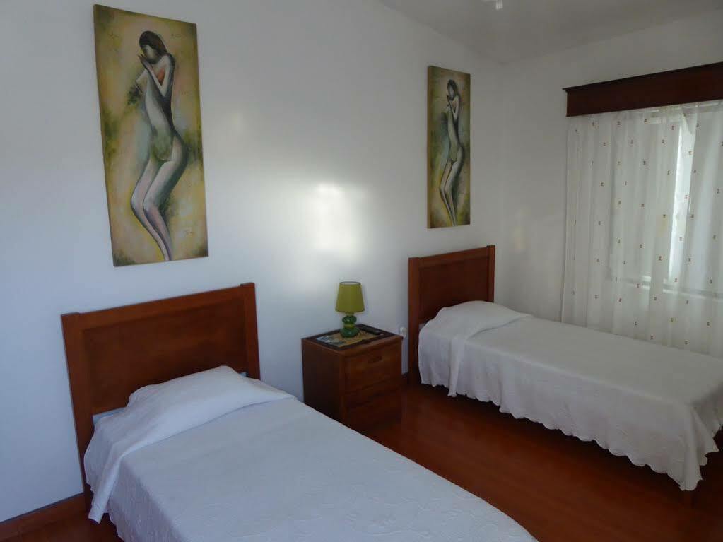 Casa De Hospedes Isaias Ангра-ду-Эроижму Экстерьер фото