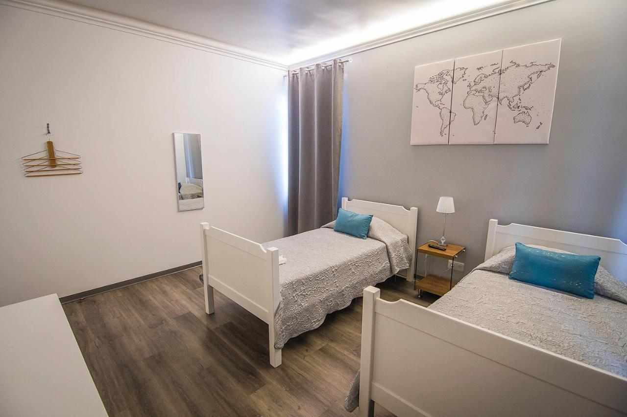 Casa De Hospedes Isaias Ангра-ду-Эроижму Экстерьер фото